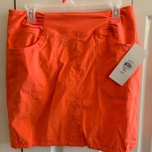 NWT Mountain Hardwear Women’s Skirt sz Medium